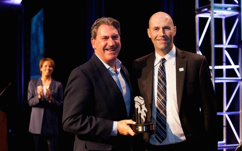  USTA President Dave Haggerty and Adaptive Tennis Community of the Year Aceing Autism Co-Founder Richard Spurling