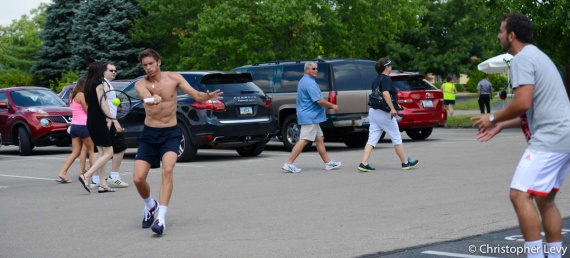 Nicolas Mahut practicing tennis in a parking lot in Cincinnati