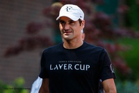 Wimbledon Practice: Roger Federer and Dominic Thiem