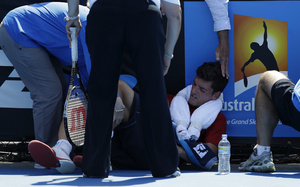 Frank Dancevic Faints at Australian Open